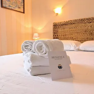 https://aux-armes-d-estaing.midi-pyreneeshotels.com