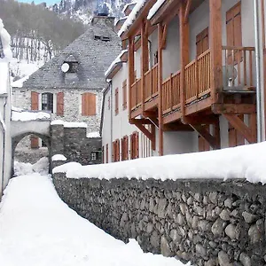 https://residence-vignec-village-saint-lary-soulan.midi-pyreneeshotels.com